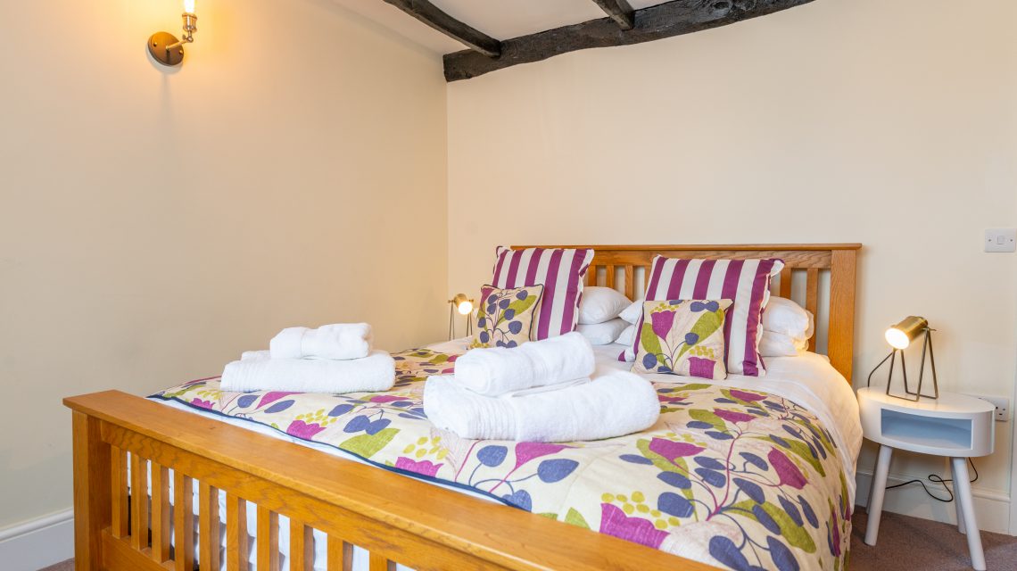 Cider Barn king bedroom